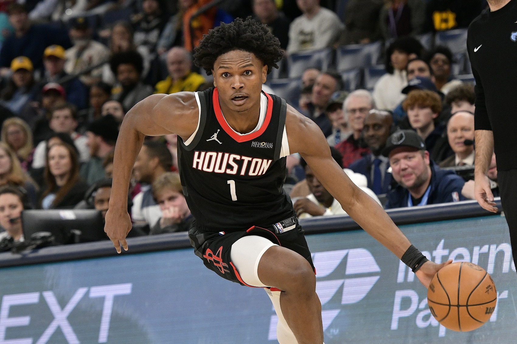 烏度卡:阿門(mén)打控衛讓他以不同方式思考比賽 有利于球隊的未來(lái)